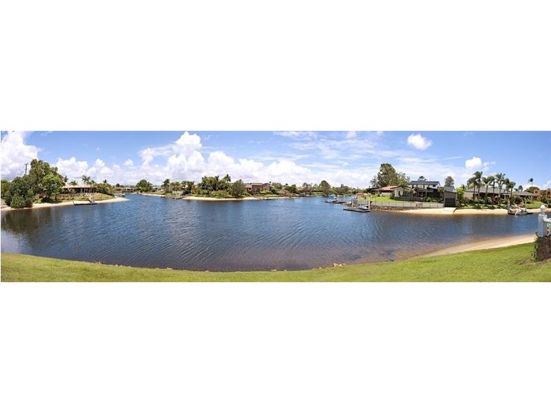2 Cypress Drive, Broadbeach Waters QLD 4218