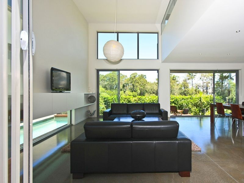4 Cape Martin Lane, Varsity Lakes QLD 4227