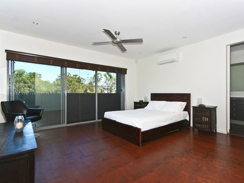 4 Cape Martin Lane, Varsity Lakes QLD 4227