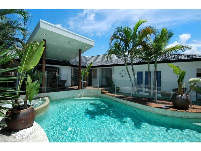 96 Hooker Boulevard, Mermaid Waters QLD 4218