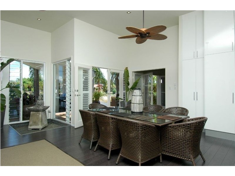 96 Hooker Boulevard, Mermaid Waters QLD 4218