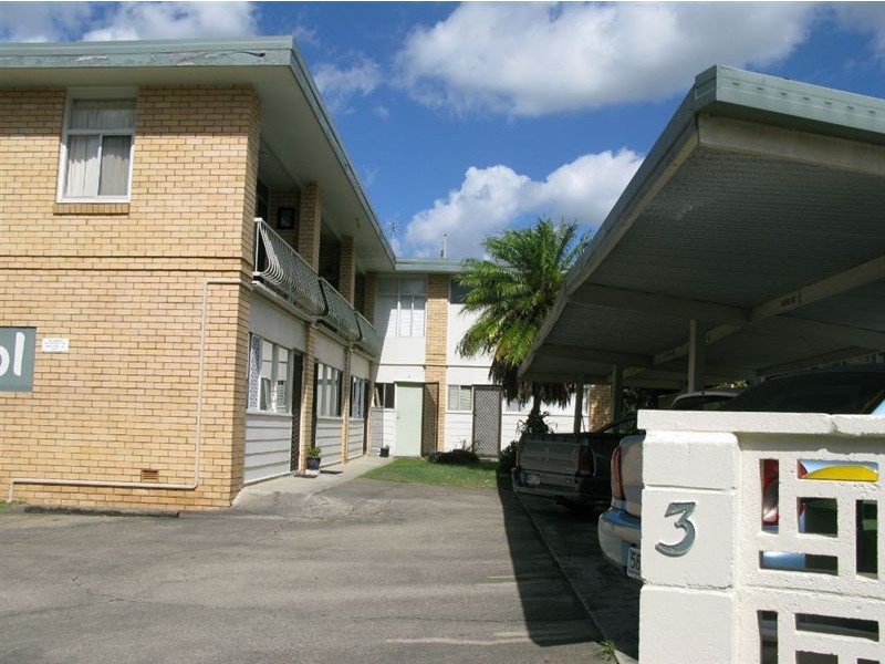 2/3 Miami Key, Broadbeach Waters QLD 4218