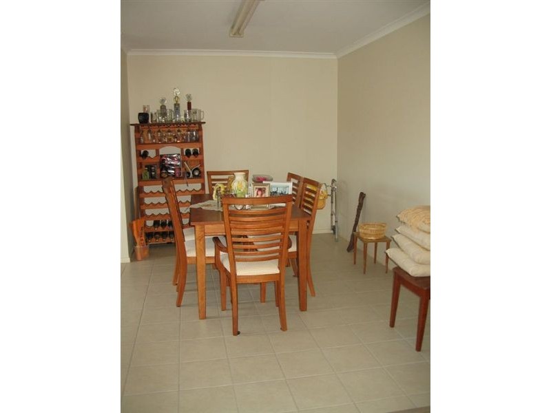 5 Sheridan Park Avenue, Broadbeach Waters QLD 4218