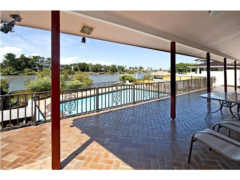 41 Conifer Crescent, Broadbeach Waters QLD 4218