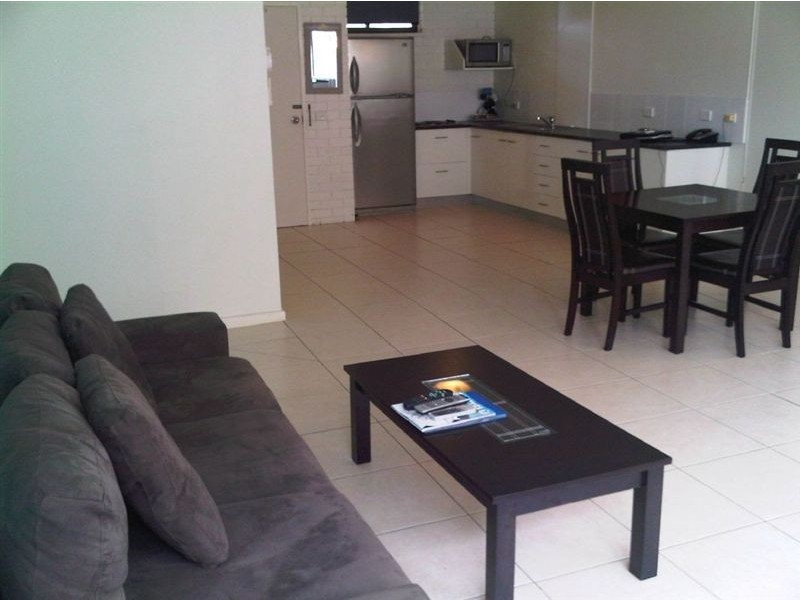 509/40 Surf Parade, Broadbeach QLD 4218