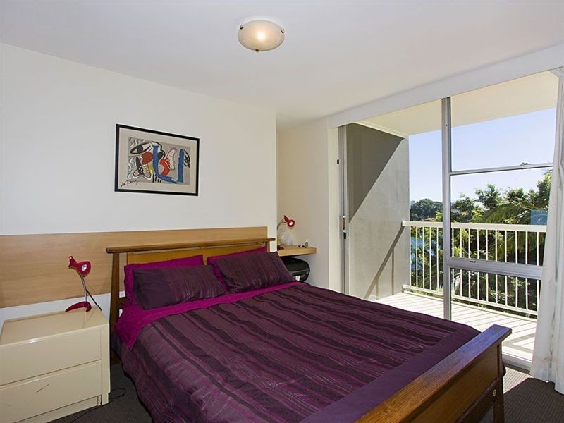 32/40 Watson Esplanade, Surfers Paradise QLD 4217