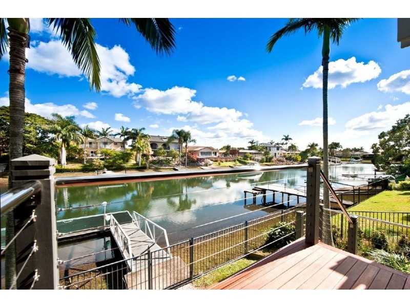 11 Witt Avenue, Carrara QLD 4211