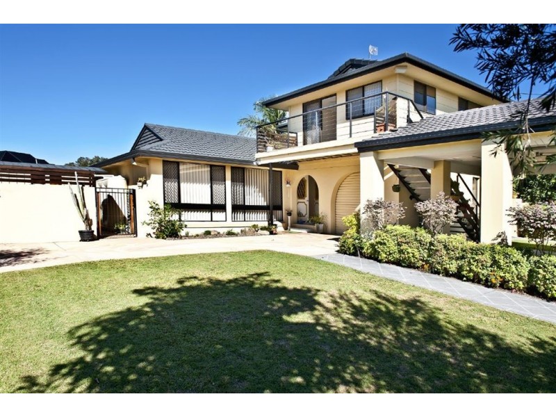 2 Reid Court, Carrara QLD 4211