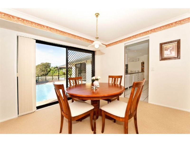 2 Reid Court, Carrara QLD 4211