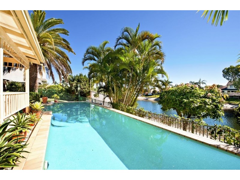 7 Coobowie Street,, Broadbeach Waters QLD 4218