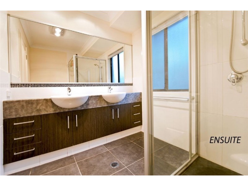 38 Camarillo Circuit, Reedy Creek QLD 4227