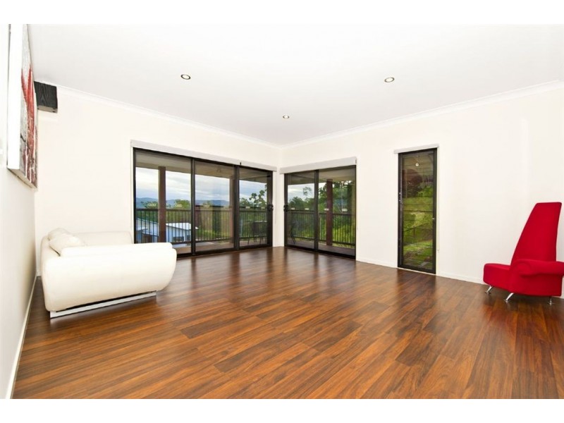 38 Camarillo Circuit, Reedy Creek QLD 4227