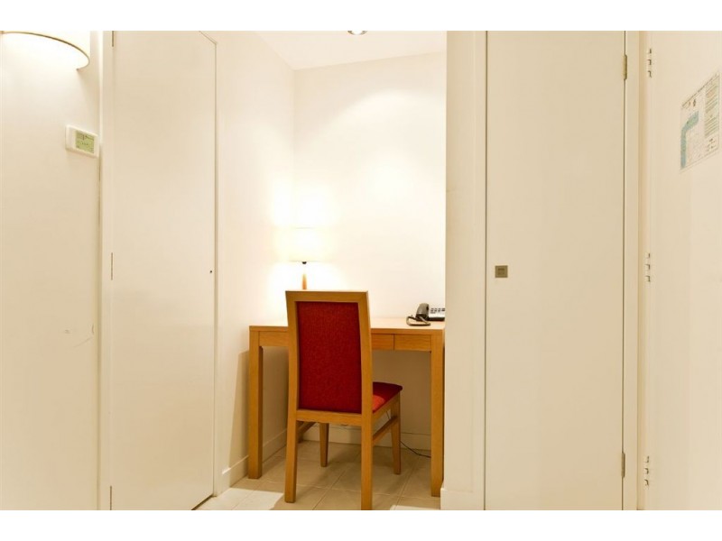 2407/33 T E Peters Drive, Broadbeach Waters QLD 4218