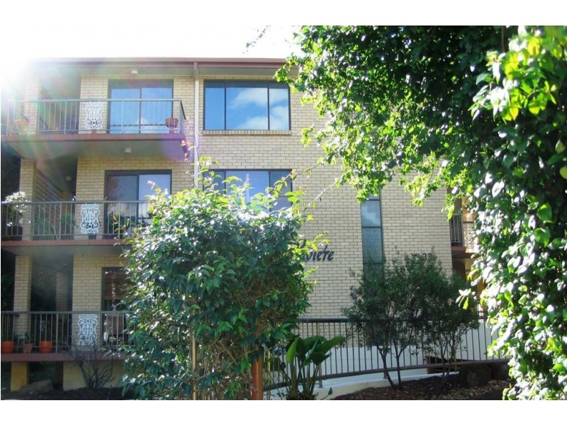 1/33 Monaco Street, Broadbeach QLD 4218