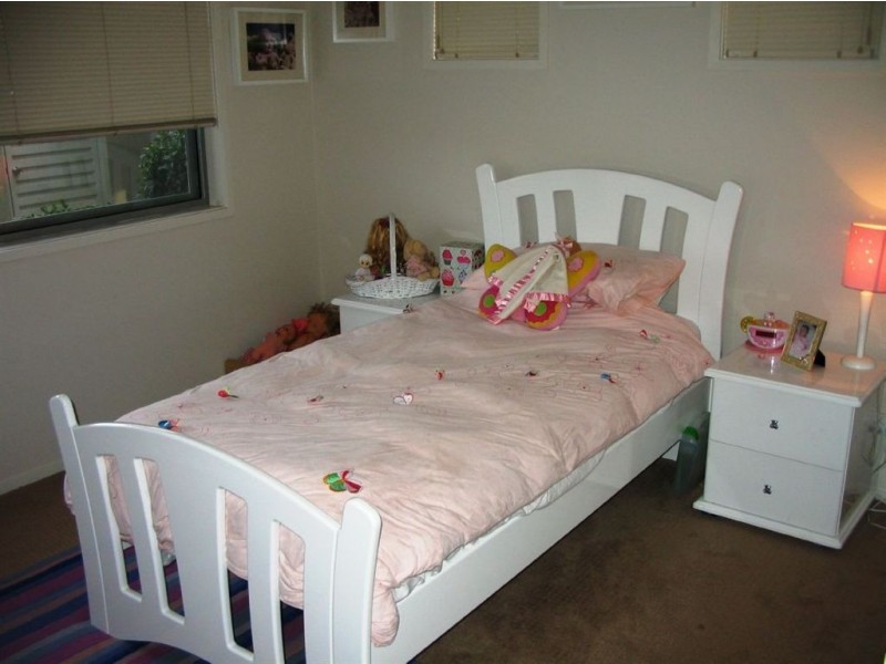 9 Pensacola Avenue, Broadbeach Waters QLD 4218