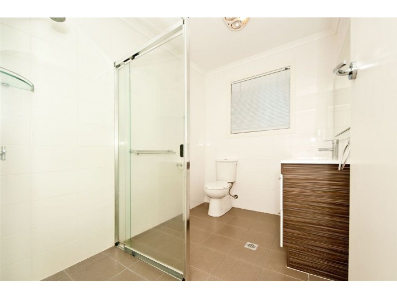 104 Rio Vista Blvd, Broadbeach Waters QLD 4218