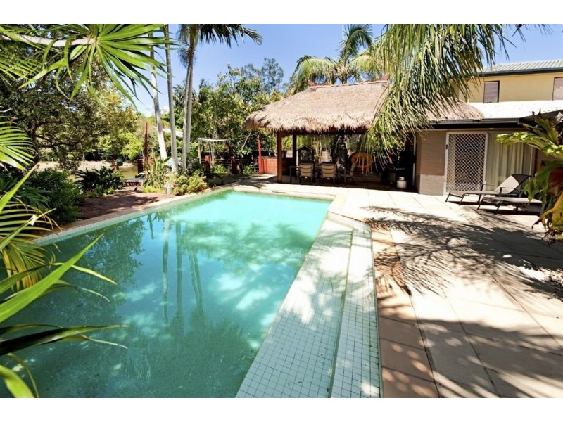 30 Karina Crescent, Broadbeach Waters QLD 4218