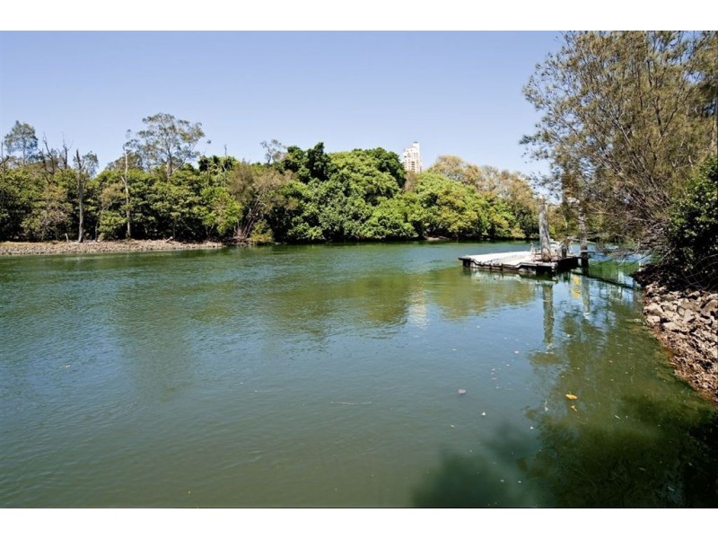 30 Karina Crescent, Broadbeach Waters QLD 4218