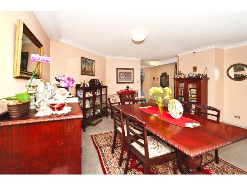 101/15 Victoria Avenue, Broadbeach QLD 4218