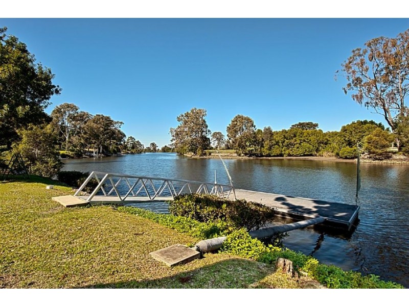 13-15 Burnside Court, Ashmore QLD 4214