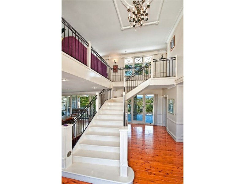 13-15 Burnside Court, Ashmore QLD 4214