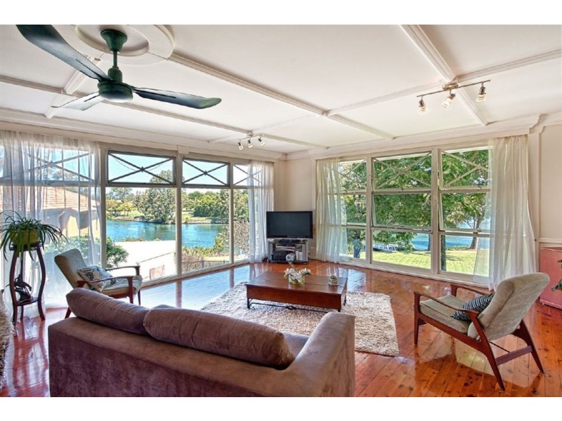 13-15 Burnside Court, Ashmore QLD 4214