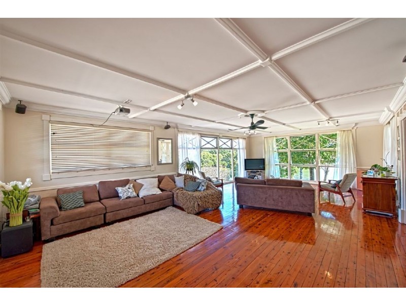 13-15 Burnside Court, Ashmore QLD 4214