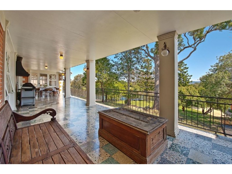 13-15 Burnside Court, Ashmore QLD 4214