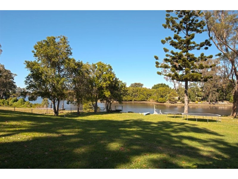 13-15 Burnside Court, Ashmore QLD 4214