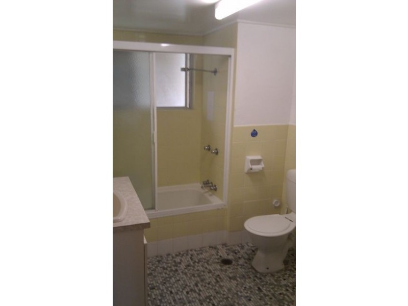 12/171 Old Burleigh Road, Broadbeach QLD 4218