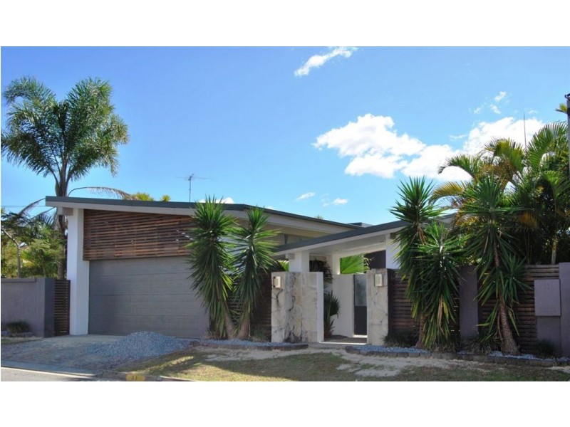 31 Furlong Street, Broadbeach Waters QLD 4218