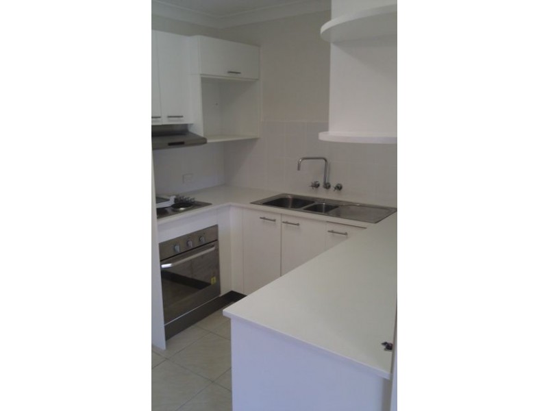 4/38 Duet Drive, Mermaid Waters QLD 4218