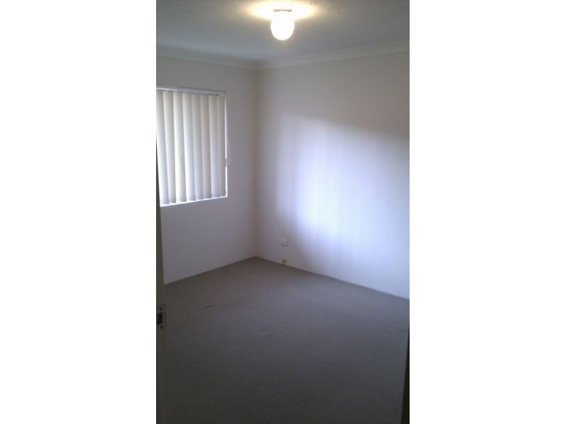 4/38 Duet Drive, Mermaid Waters QLD 4218