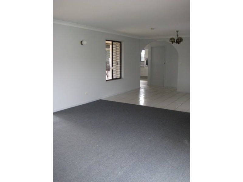 71 Markeri Street,, Mermaid Waters QLD 4218