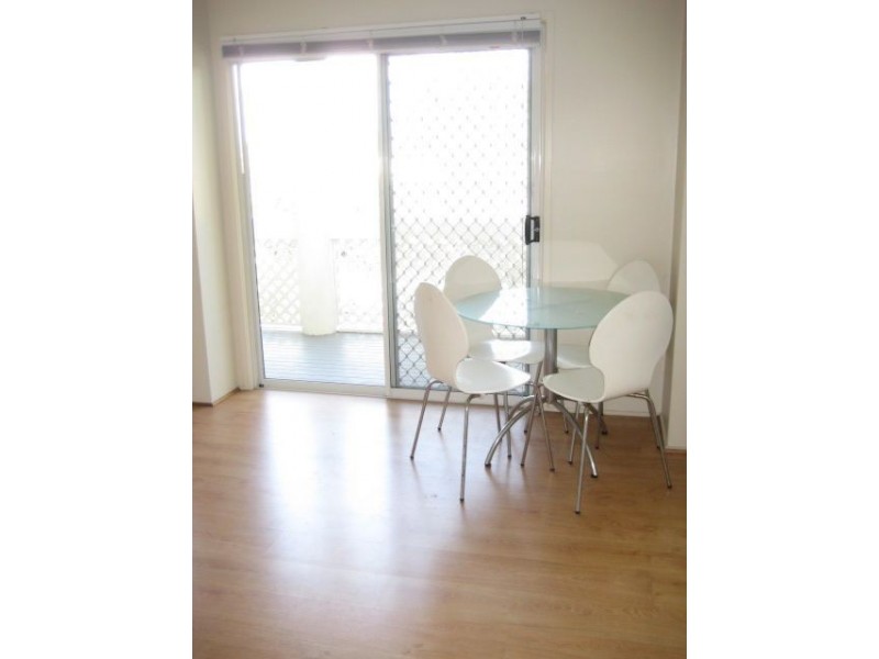 2/2063 Gold Coast Hwy, Miami QLD 4220