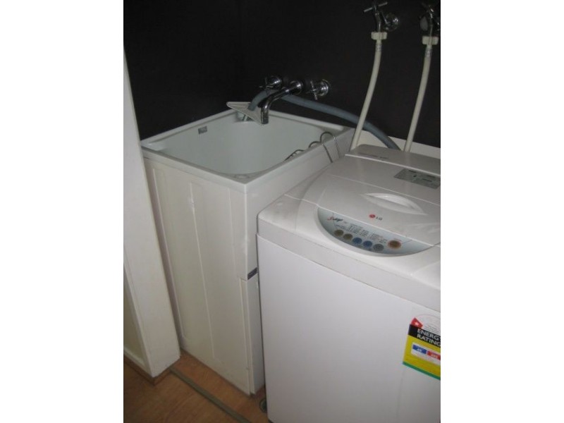 2/2063 Gold Coast Hwy, Miami QLD 4220