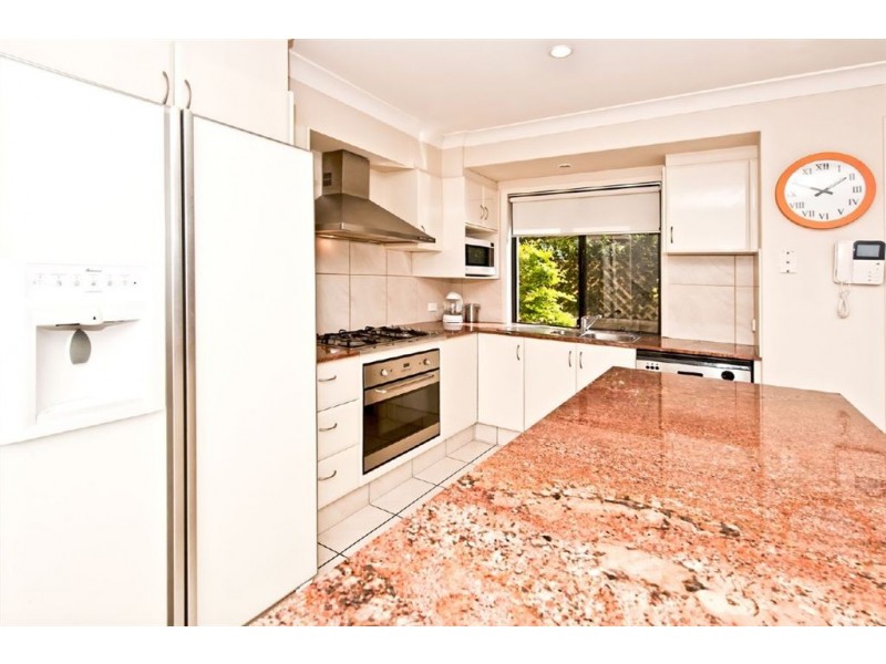 1/13 Vaggelas Crescent, Biggera Waters QLD 4216