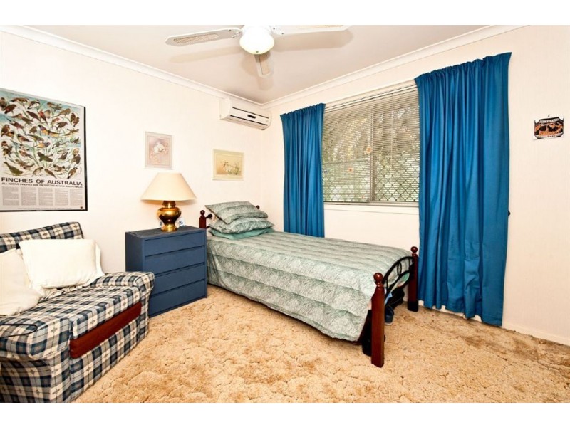 24 Furlong Street, Broadbeach Waters QLD 4218
