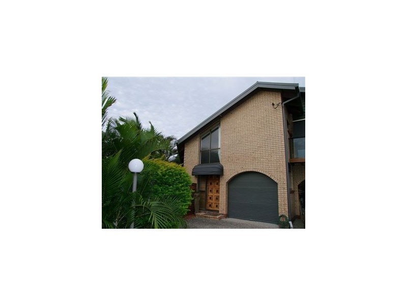 1/11 Orvieto Avenue, Mermaid Waters QLD 4218