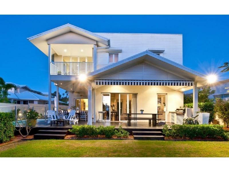 1042 Lakeview Terrace, Royal Pines, Benowa QLD 4217