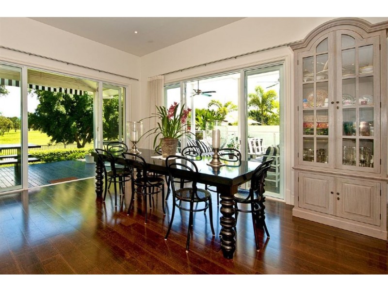 1042 Lakeview Terrace, Royal Pines, Benowa QLD 4217