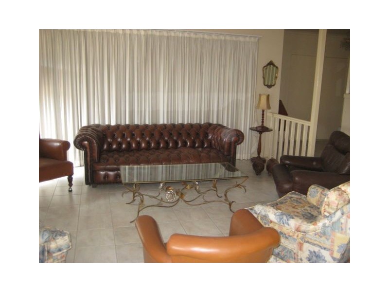 263 Rio Vista Blvd, Mermaid Waters QLD 4218