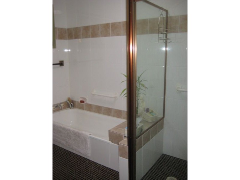 131 Heeb Street, Bundall QLD 4217