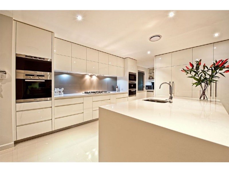 66 Fitzwilliam Street, Carrara QLD 4211