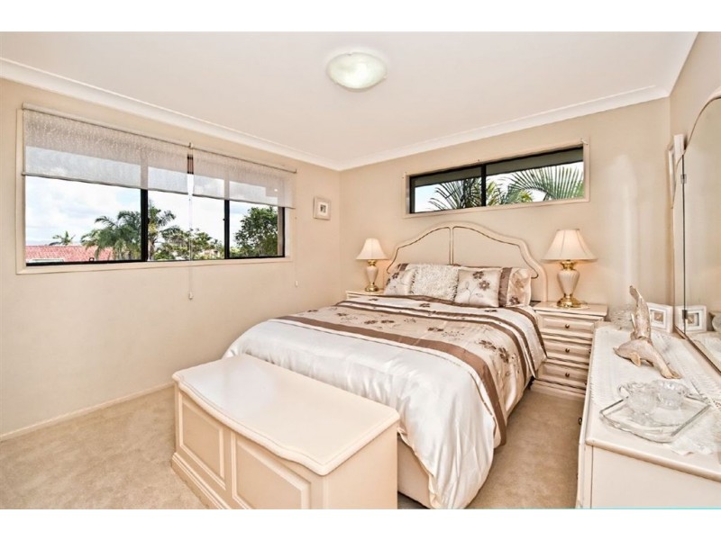 48 Fitzwilliam Street, Carrara QLD 4211