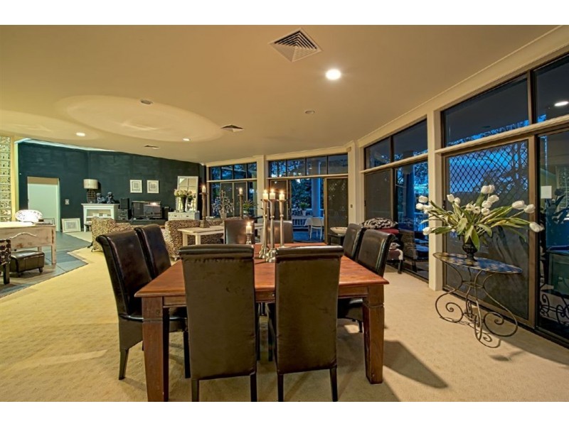 11 Bellara Street, Ashmore QLD 4214