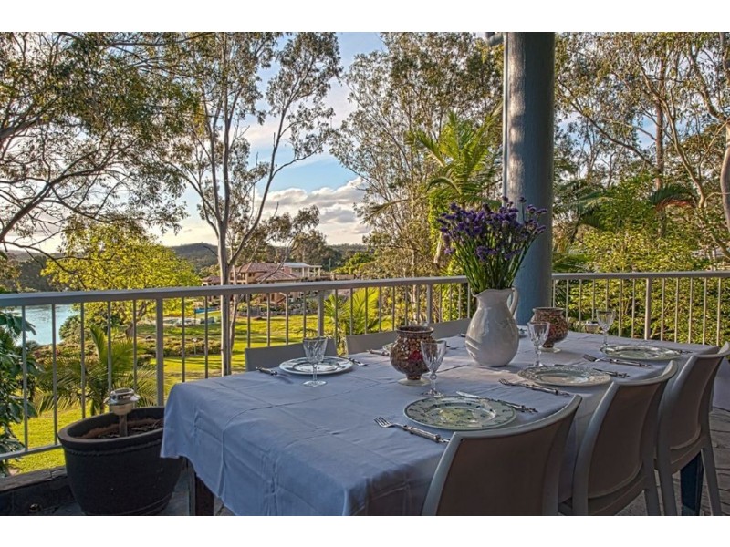 11 Bellara Street, Ashmore QLD 4214