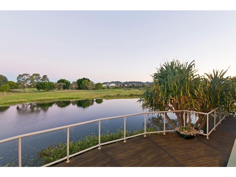 813 Legend Trail, Robina QLD 4226