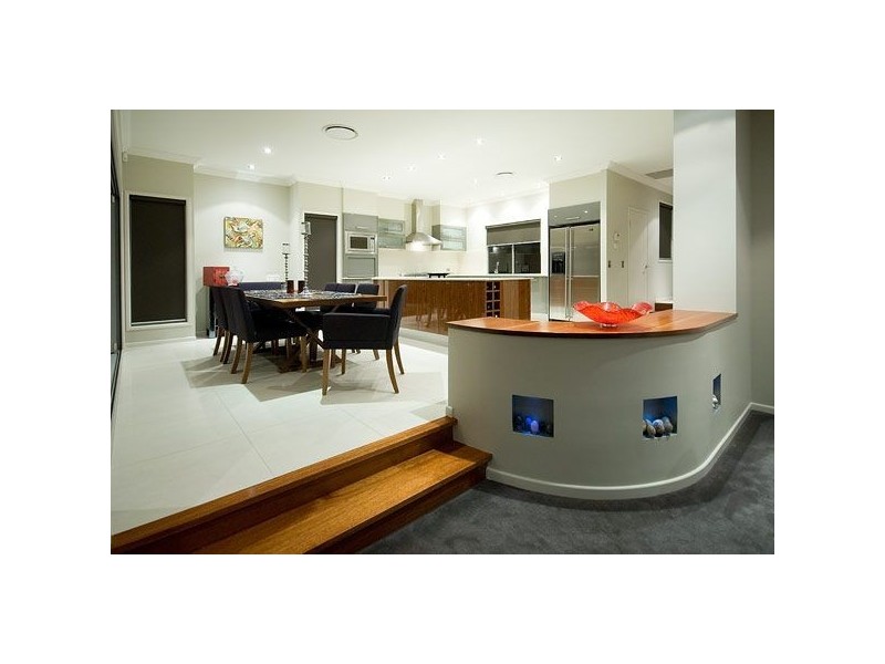 1003 Lakeview Terrace, Benowa QLD 4217