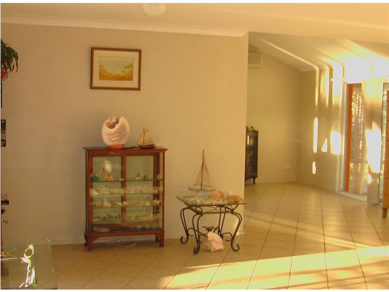 32 Bermuda Street, Broadbeach Waters QLD 4218